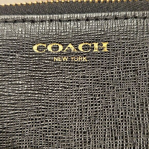 COACH Black Leather Zip Wristlet Wallet - Picture 3 of 5